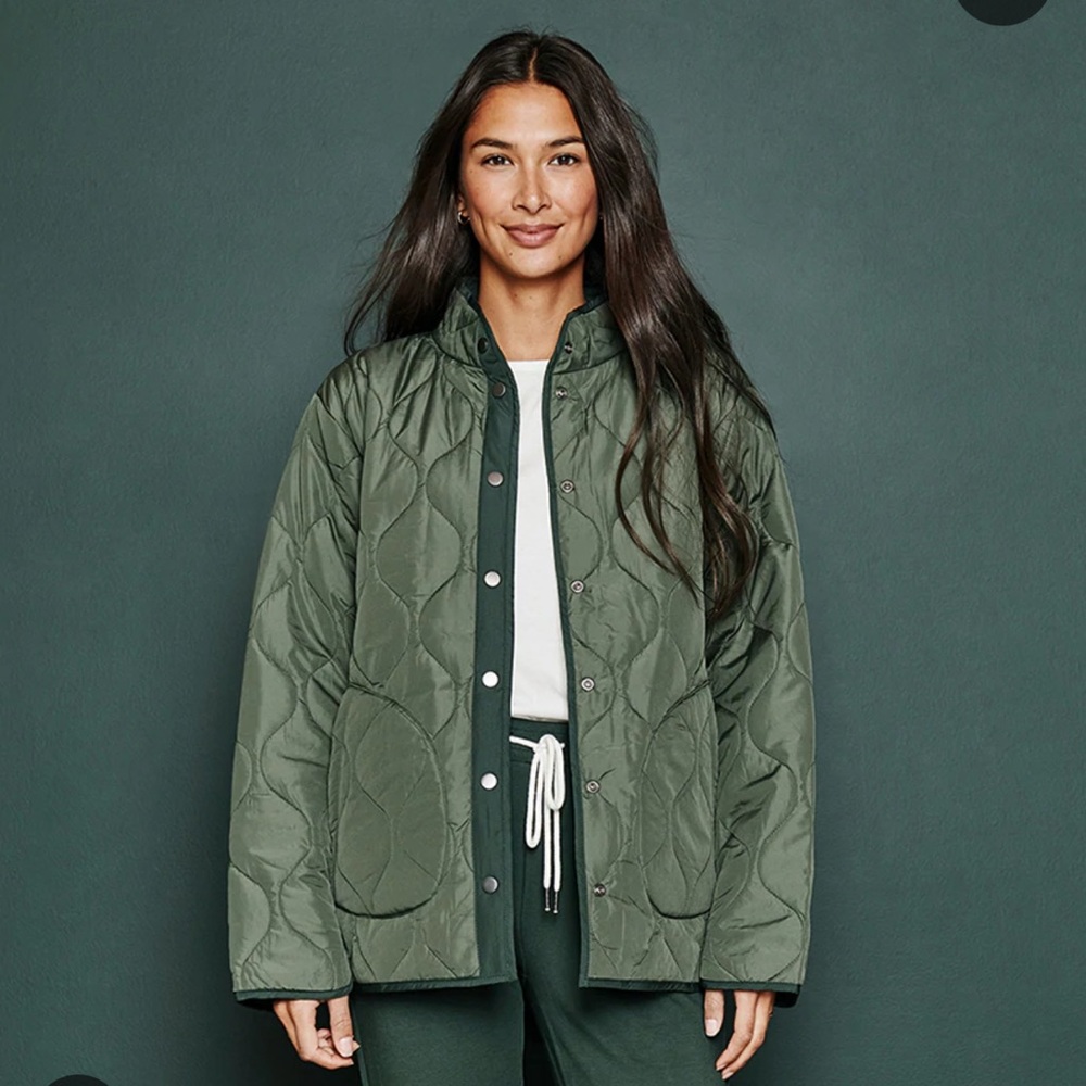 Women's summersalt Reversible Quilted Jacket in Green